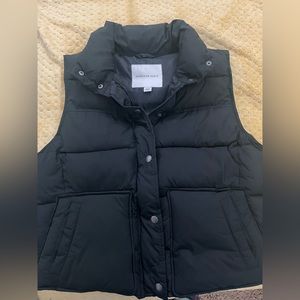 American eagle puffer vest